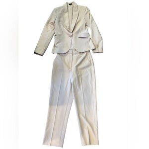 Express Cream Women's Pantsuit 2 items jacket and pants
